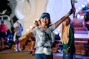 BIB: 2572
                            <button type="button" onclick="openModal(22759895)" class="btn btn-primary btn-sm float-right btn-popup" data-toggle="modal" data-target=".modal-high-quality">
                        <i class="fas fa-shopping-cart"></i> Add to Cart
                    </button>
                                            <button type="button" onclick="isThisMe(22759895, true)" class="btn btn-success btn-sm float-right btn-popup btn-isme hidden" data-toggle="tooltip" data-placement="bottom" title="นี่คือรูปของคุณใช่ไหม คลิกที่นี่เพื่อเอาเข้าอัลบั้ม">
                        <i class="fas fa-plus"></i> Add to album
                    </button>
                    <button type="button" onclick="isThisMe(22759895, false)" class="btn btn-warning btn-sm float-right btn-popup btn-isnotme hidden">
                        <i class="fas fa-ban"></i> Remove from album
                    </button>